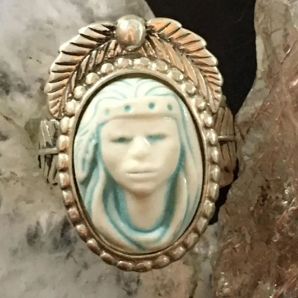 N/A intricately beautiful